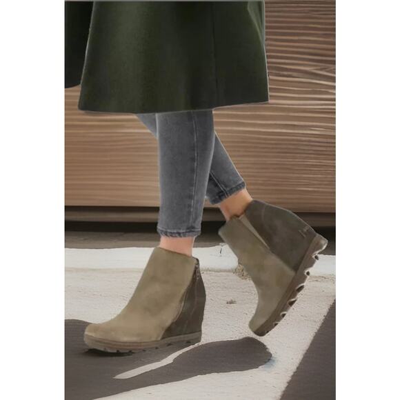 Sorel Womens Green Suede Leather Ankle Boots Zip Up Joan of Arctic Chelsea Sz 11 - Picture 2 of 13